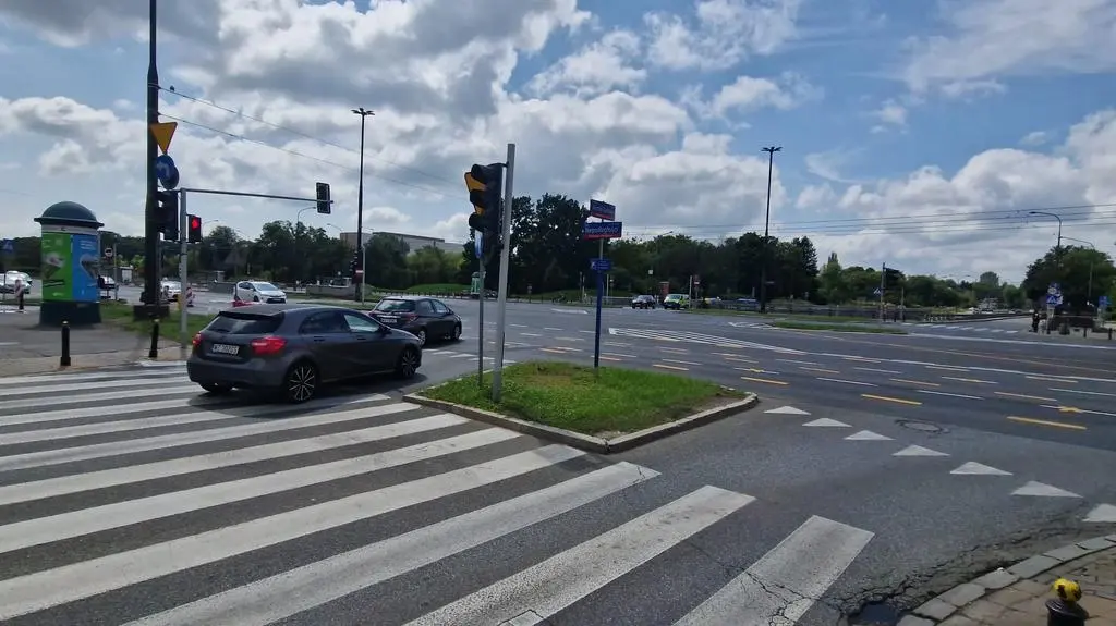 Wiadukt Alei Niepodległości przy GUS-ie