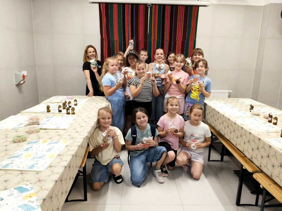 Sielskie Wakacje w Samborcu. Apetyt rośnie w miarę jedzenia! Podsumowanie i relacja z letnich warsztatów w bibliotece