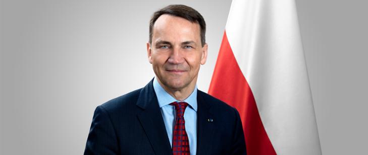 Sikorski do młodzieży polonijnej: wiążąc swoją przyszłość z Polską podejmiecie dobrą decyzję