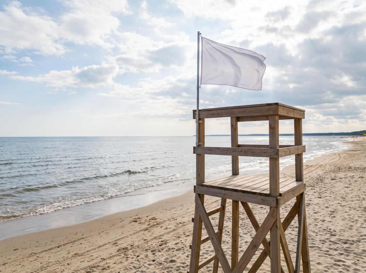 Sinice Sopot. Czy w Sopocie można się kąpać 21.07? Flaga, warunki pogodowe