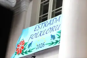 Słońce, muzyka i tradycja – Estrada Folkloru 2026 w Koźminku za nami!