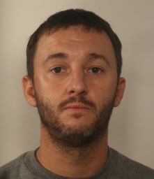 Słupecka policja szuka mężczyzny. Miał potrącić policjantkę?