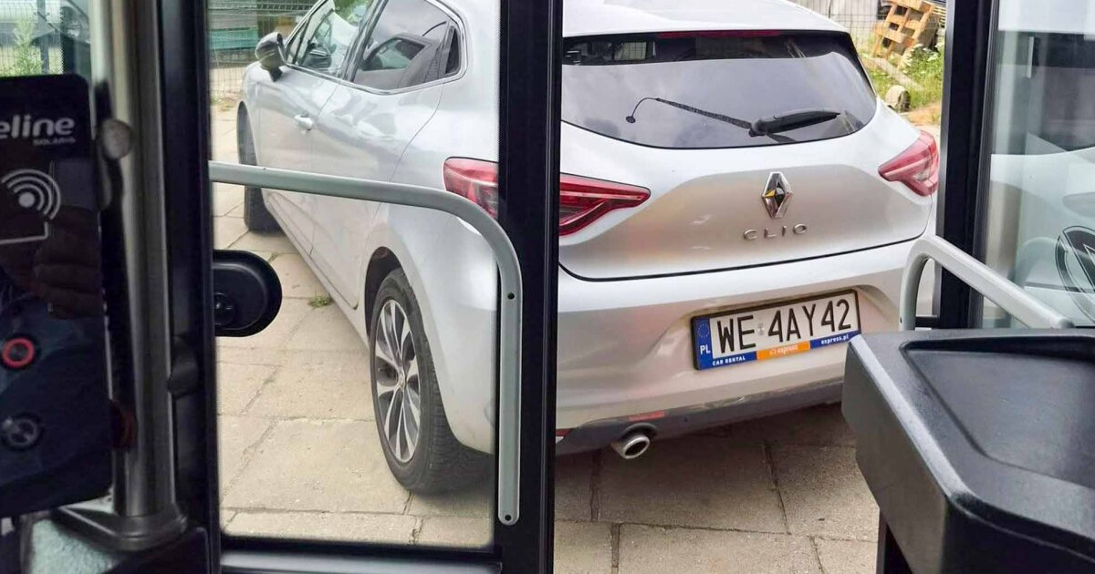 Słupki potrzebne od zaraz. ZDM znów mówi "nie teraz"