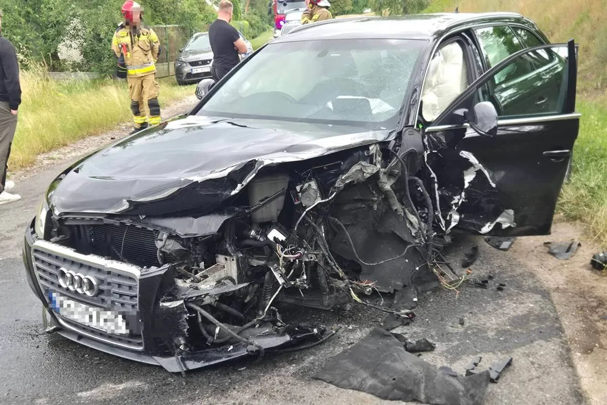 Śmiertelny wypadek pod Miechowem. Seria zdarzeń w niedzielę