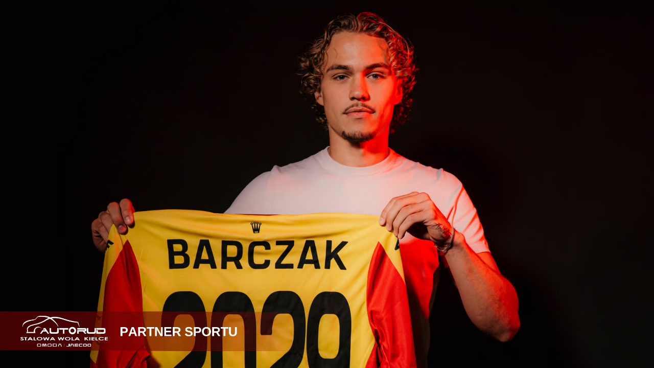 SPORT Norbert Barczak nowym piłkarzem Korony Kielce!