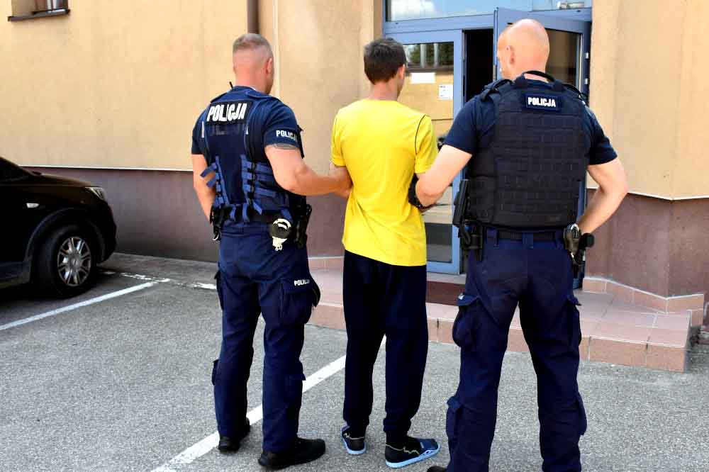 Stare Lipiny: 19-latek uciekał przed policją. Miał sądowy zakaz prowadzenia pojazdów