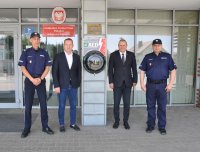 Starostwo Powiatowe przekazało defibrylator AED radzyńskiej Komendzie Powiatowej Policji.
