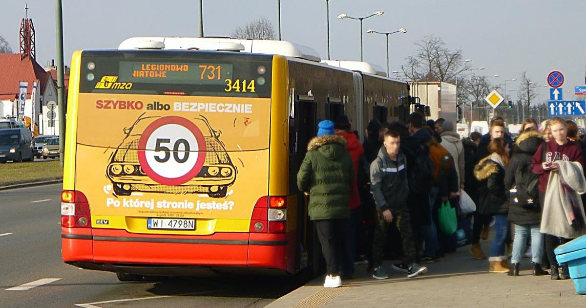 Starsze autobusy na liniach do Legionowa? Pasażerowie skarżą się na brak klimatyzacji