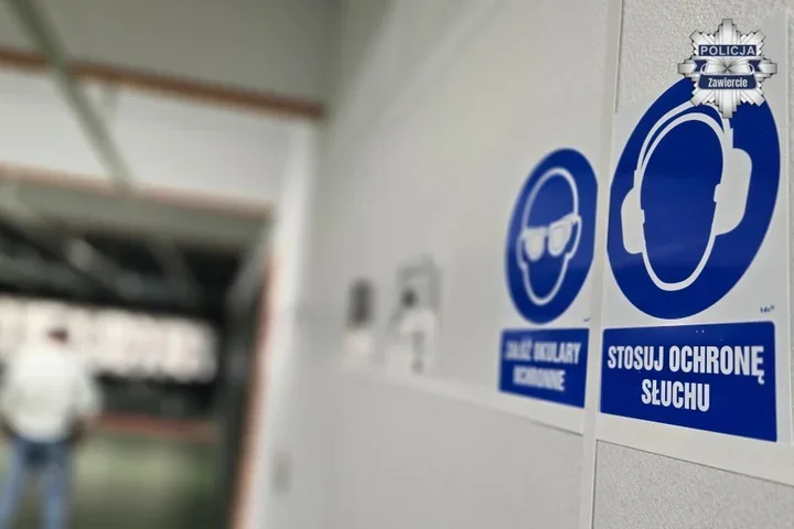Strzały na strzelnicy w Sosnowcu - policjanci z Zawiercia ćwiczą celność