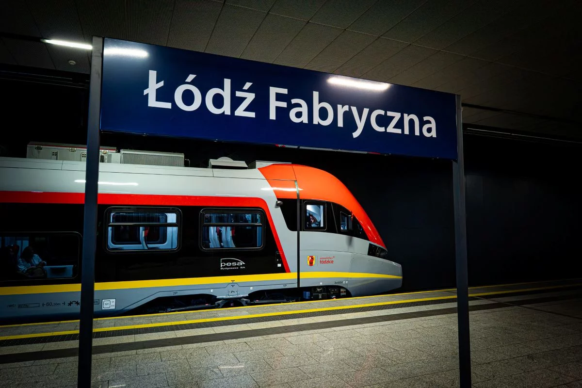 Superpociągi ŁKA już jutro wyjadą z Łodzi Fabrycznej. Darmowa podróż i atrakcje dla pasażerów