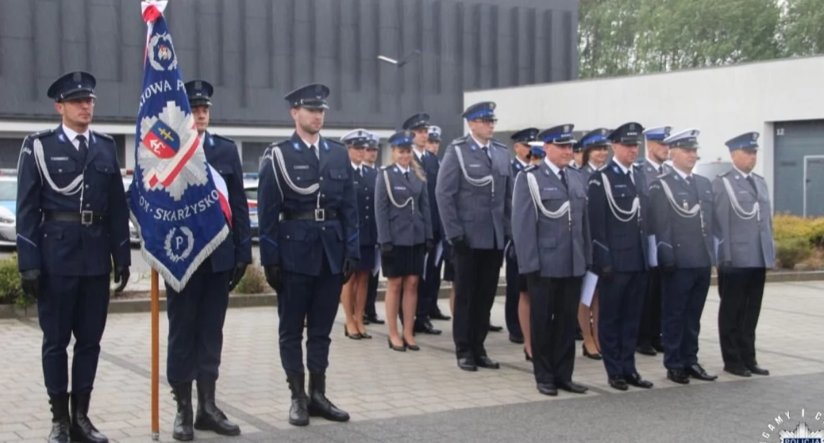 Święto Policji w Skarżysku-Kamiennej. Awanse, odznaczenia i rodzinny festyn