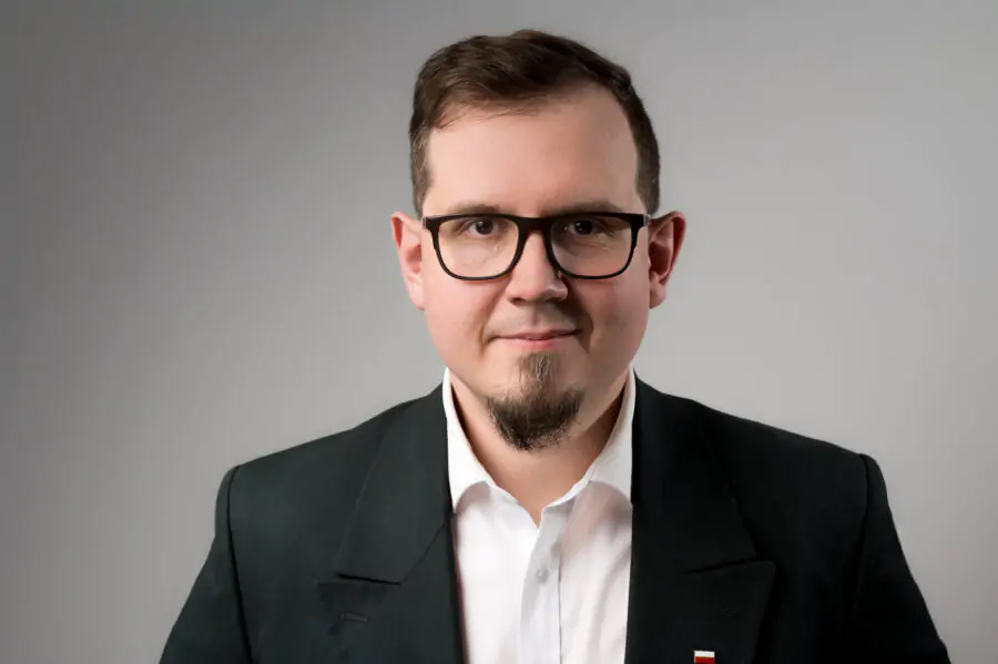 Swobodny dostęp do legalnych kredytów. Felieton Tomasza Sińczaka