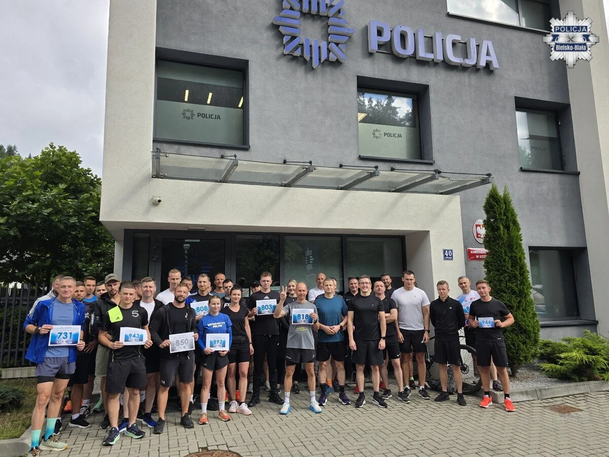 Szczyrsk: Policjanci z Bielska-Białej w Biegu o Buzdygan dla poległych