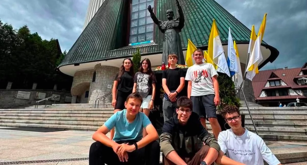 Szczyt formy i świetnej zabawy! Młodzież z Szydłowca podbiła Zakopane z Fundacją Strefa JP2