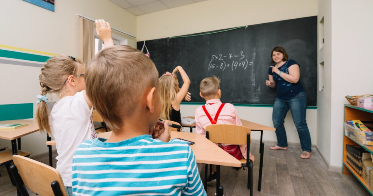 Szkoły rozpaczliwie szukają nauczycieli. Skala problemu jest ogromna