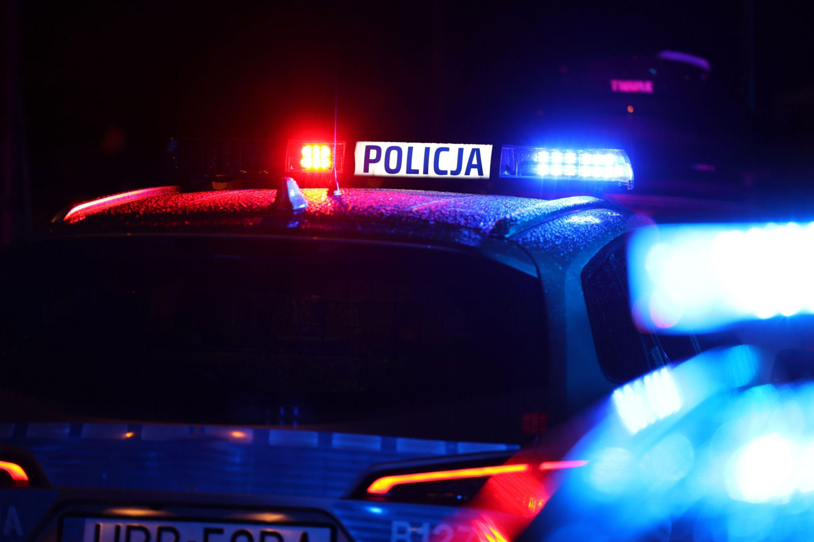 szokujące ustalenia! Makabra w Jarocinie. Sąsiedzi wezwali policję, 40-latek konał od ciosów siekierą!