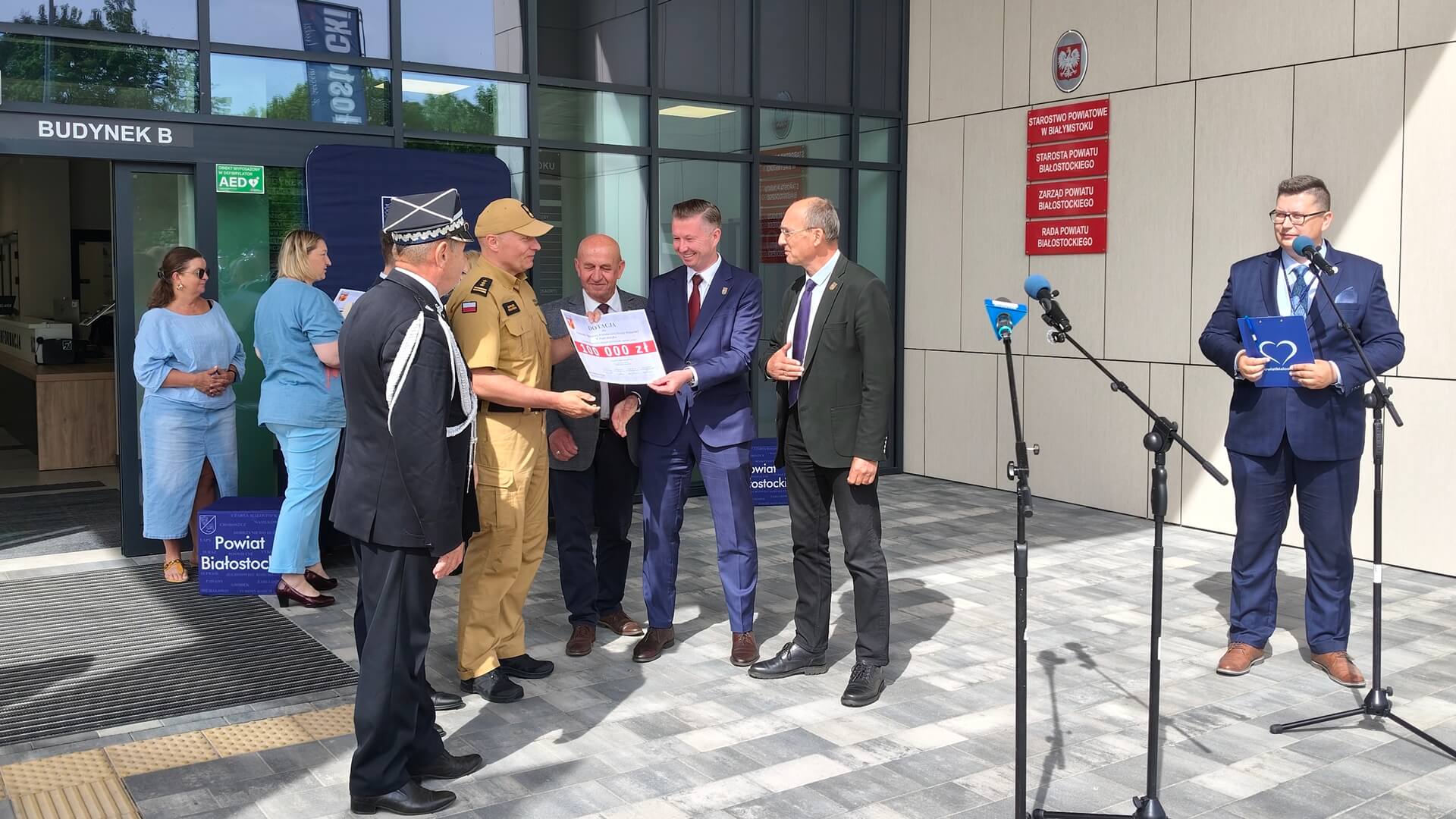 Strażacy z powiatu białostockiego dostali pieniądze na sprzęt
