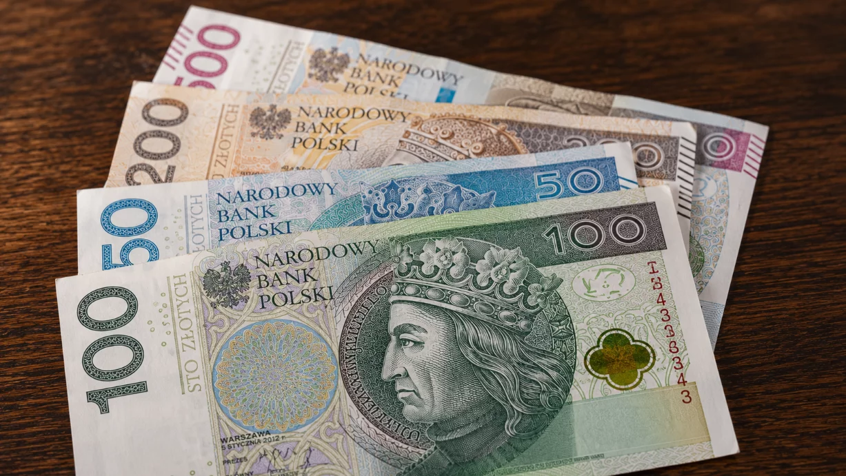 Te banknoty tracą ważność, już nimi nie zapłacisz. NBP wskazuje, co zrobić