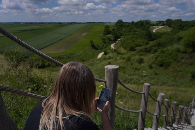 To najpiękniejszy punkt widokowy w Świętokrzyskiem. Przed wiekami znajdowała się tu potężna osada Słowian