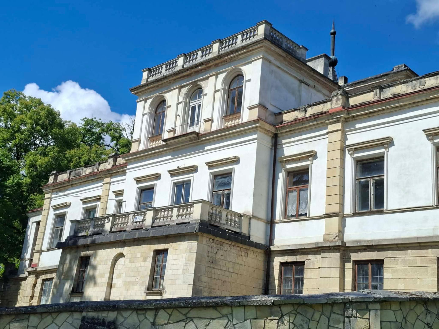 Te świętokrzyskie wsie wyglądają jak z innej epoki. Byłam w pięciu niezwykłych miejscach