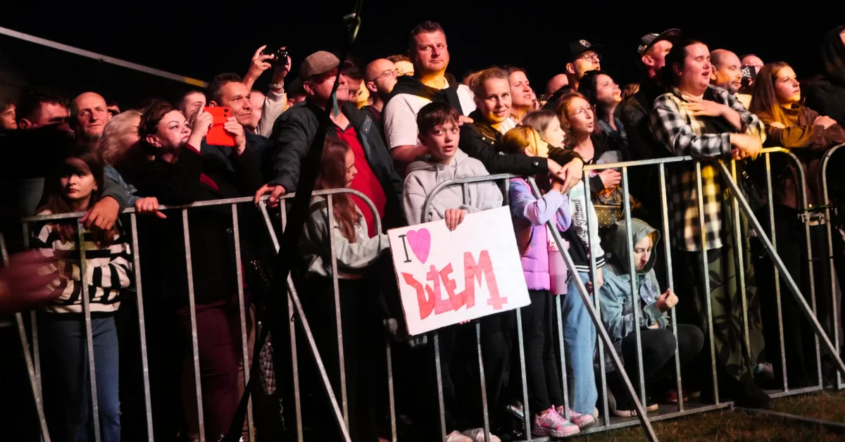 Tłumy na Dniach Radomyśla Wielkiego 2026. Deszcz nie popsuł zabawy, legendarny Dżem porwał publiczność!