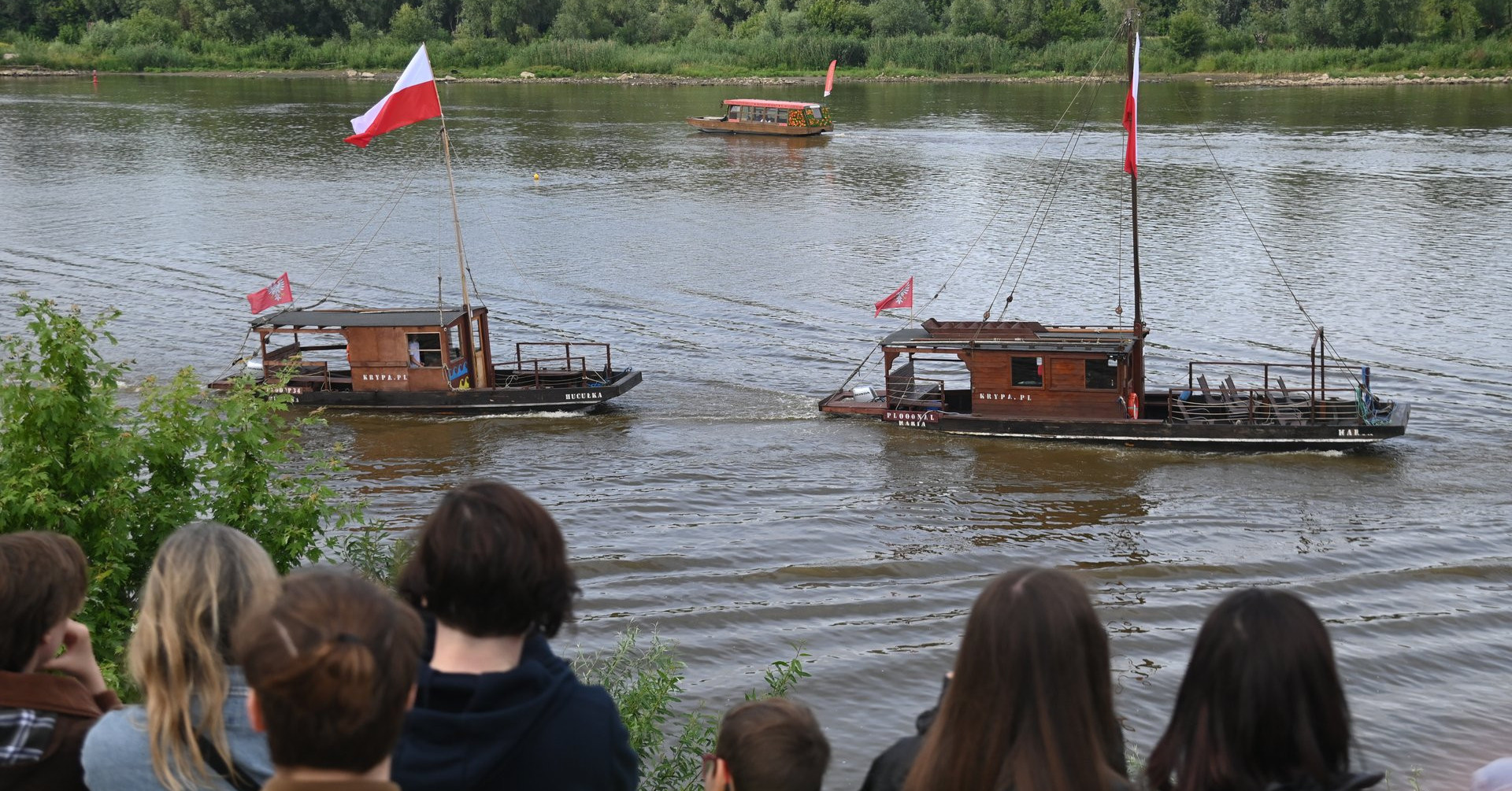 Tłumy nad Wisłą i niezwykły pokaz na wodzie. Ta atrakcja znów zachwyciła Warszawę