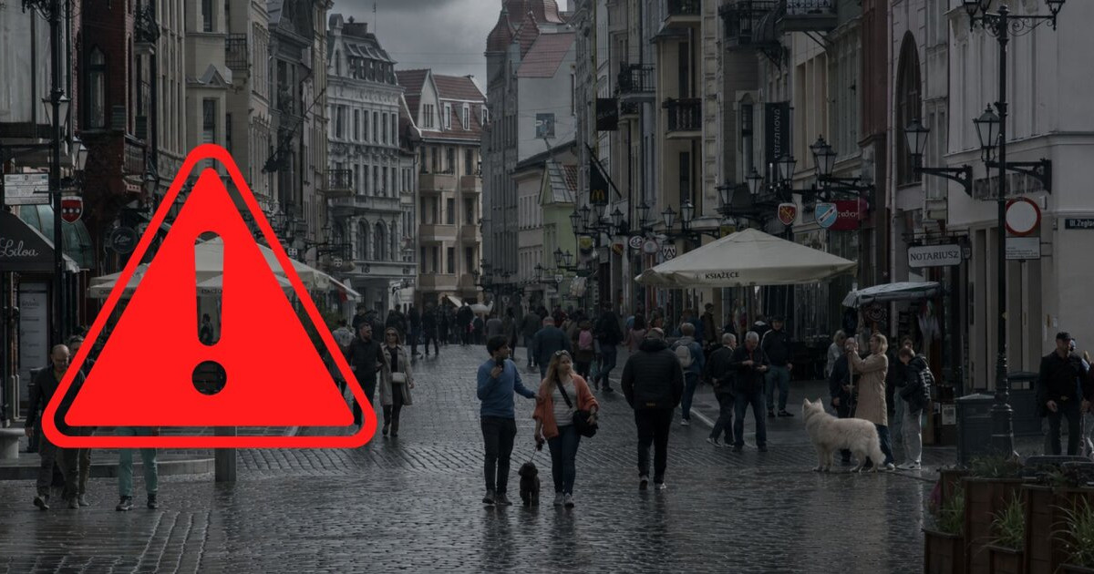 Toruń | Czytelnik ostrzega rodziców. "Robił pompki, zaczął zaczepiać dzieci"