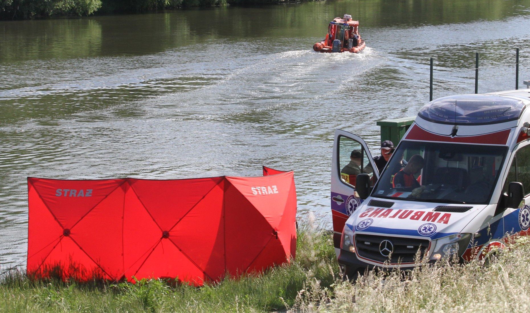 Tragedia pod Tarnowem. Ciało kobiety wyłowiono z zalewu