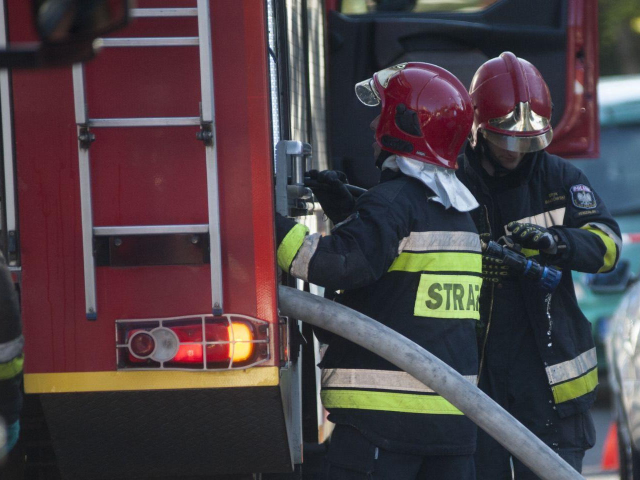 Tragiczny pożar w Tczewie. W płonącym mieszkaniu znaleziono ciało 27-latka