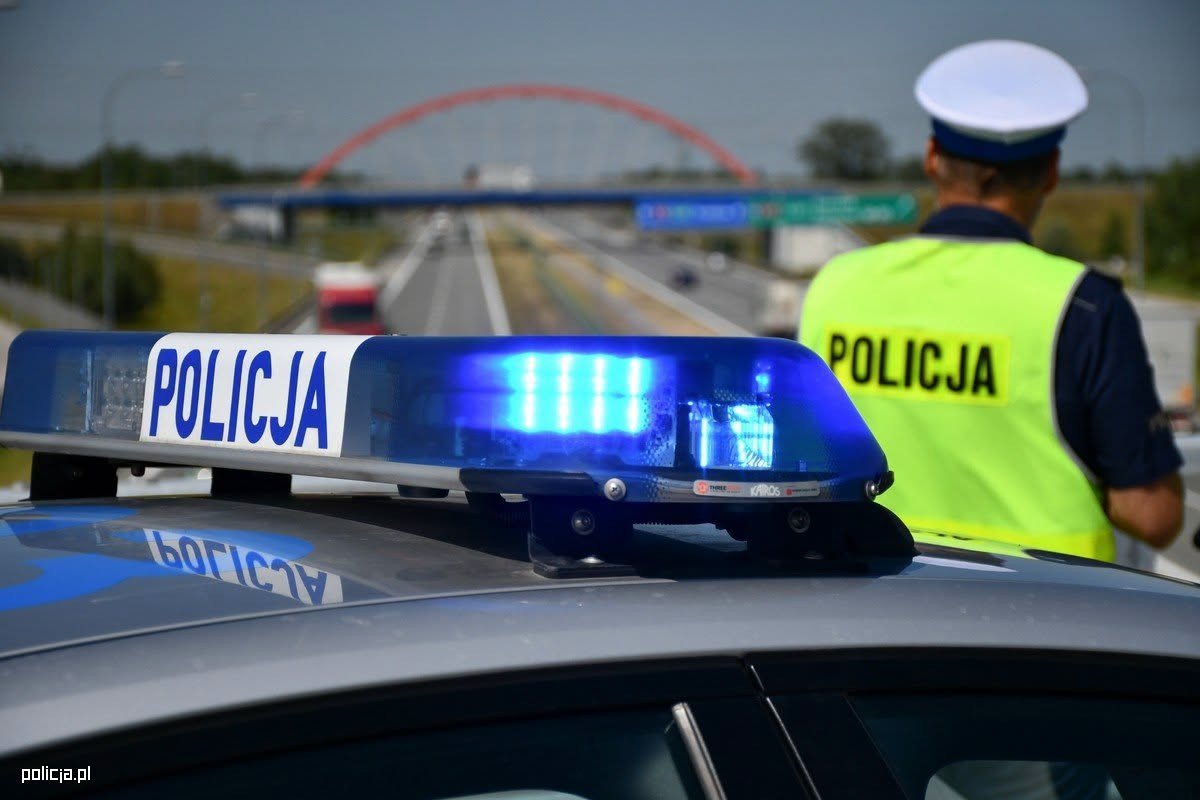Tragiczny wypadek motocyklisty. Nagle zjechał na przeciwległy pas