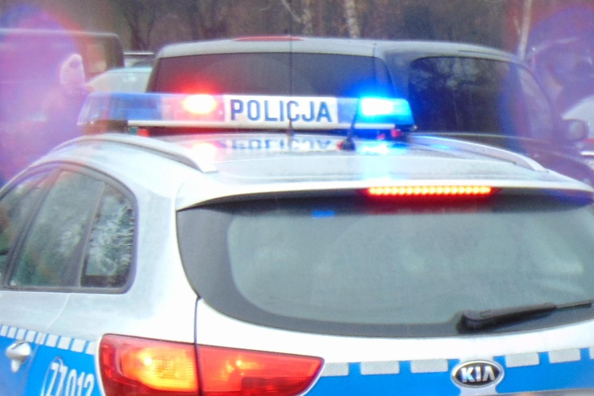 Trudna niedziela na małopolskich drogach - seria wypadków, zwężenie jezdni i korki