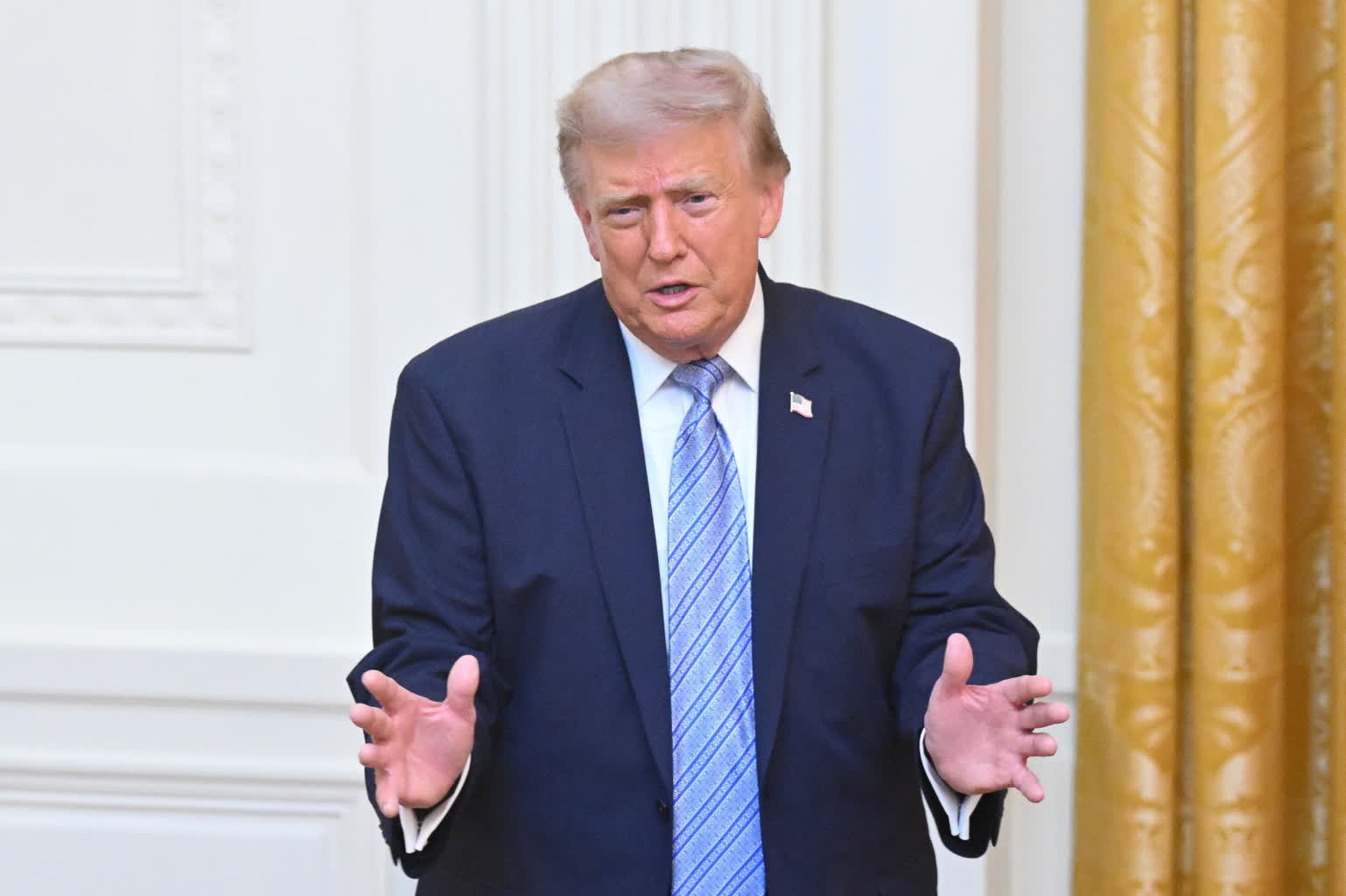 Trump domaga się włączenia sankcji na Iran do ustawy o sankcjach na Rosję