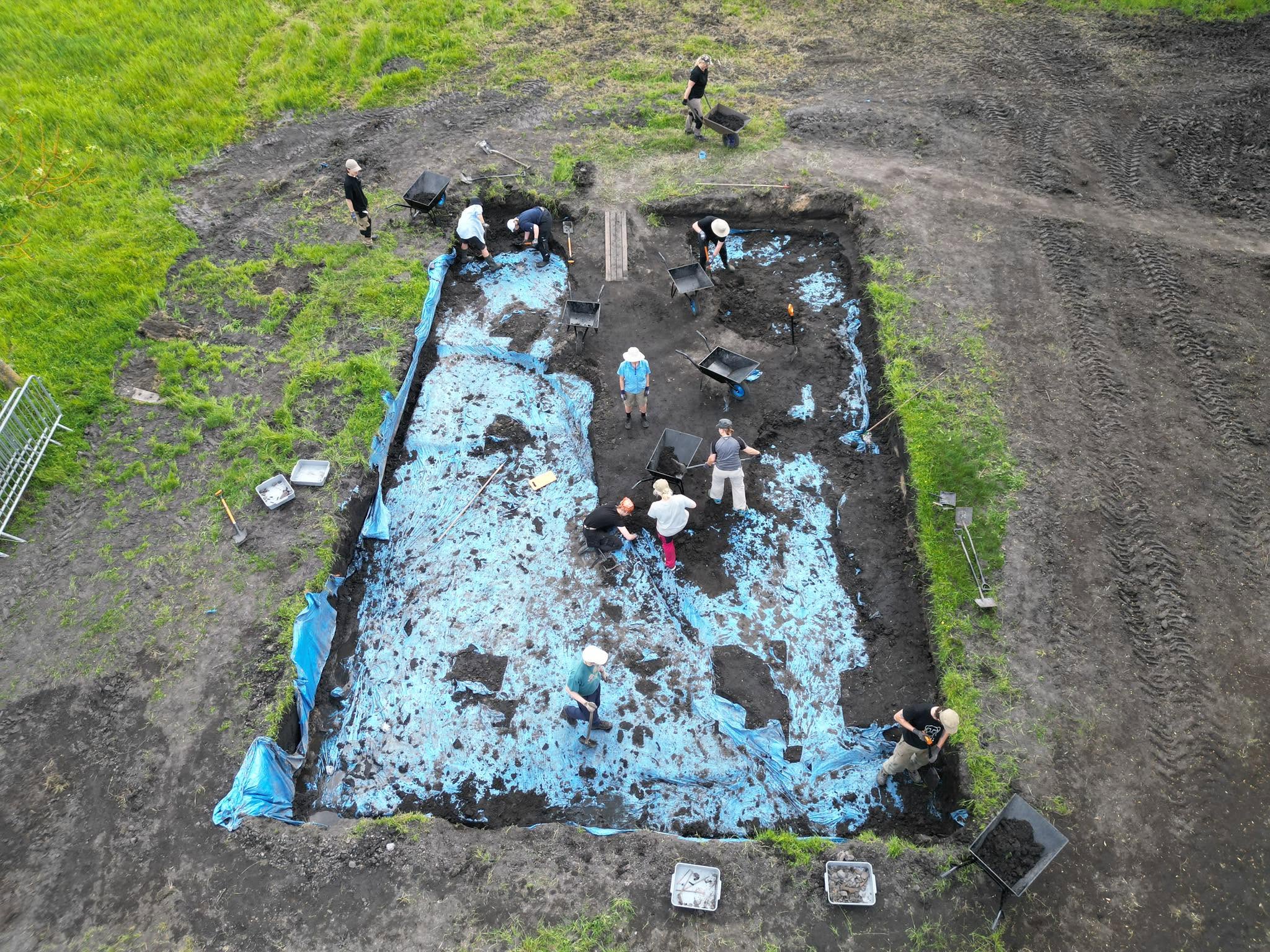 Trwają badania archeologiczne na Srebrnym Wzgórzu w Wolinie. Naukowcy schodzą coraz dalej w przeszłość…