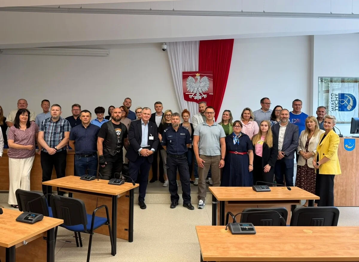 Tychy: Policja i samorząd wspólnie walczą z fałszywymi alarmami bombowymi