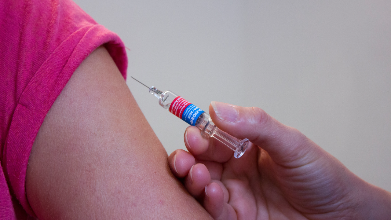 Tylko 15 proc. dzieci zaszczepionych przeciw HPV. Eksperci apelują do rodziców 20