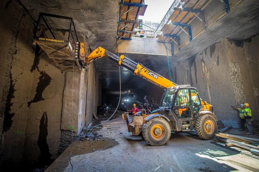 Prace w tunelu tramwajowym przy Dworcu Zachodnim
