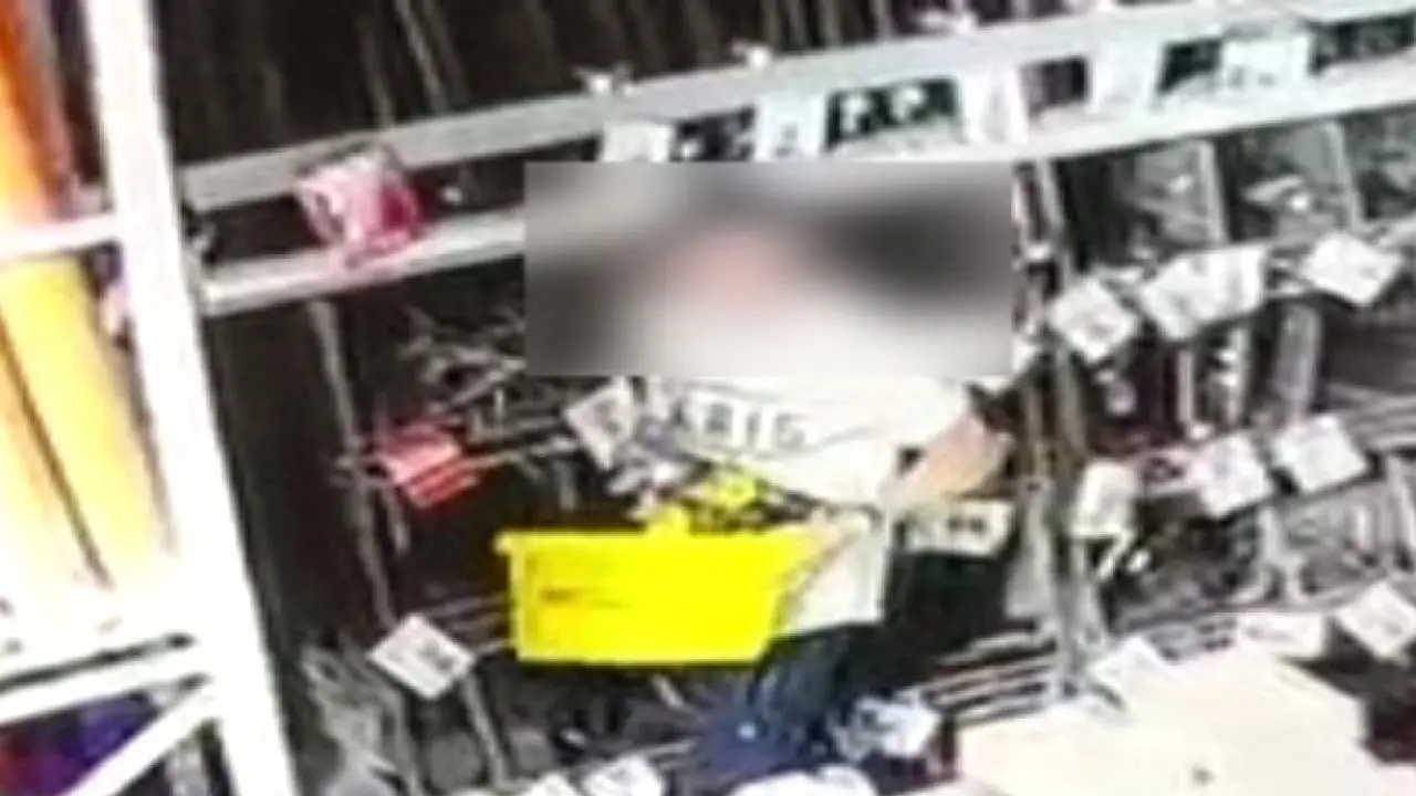Ukradł alkohol, zaatakował ochroniarza i uciekł. Pościg zakończył się w Kwisie