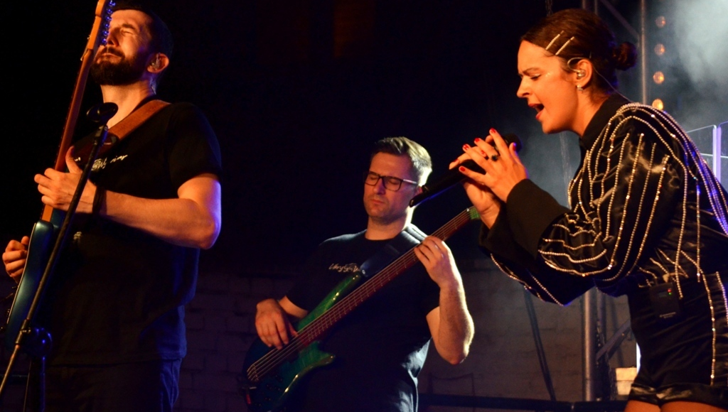 „Ukryty Wymiar” rockowym brzmieniem zakończył X Letni Festiwal pod Muralem w Siedlcach