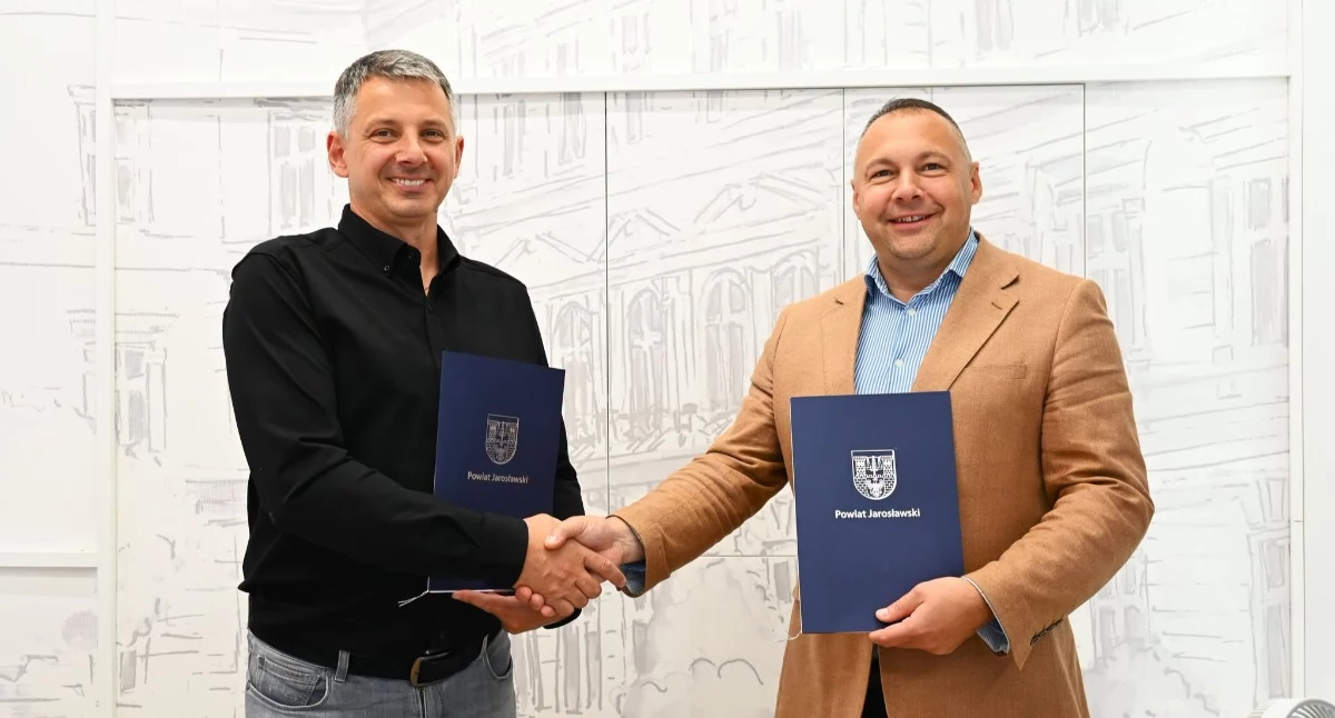 Urzędomat stanie przy Starostwie Powiatowym w Jarosławiu. Dokumenty odbierzesz przez całą dobę