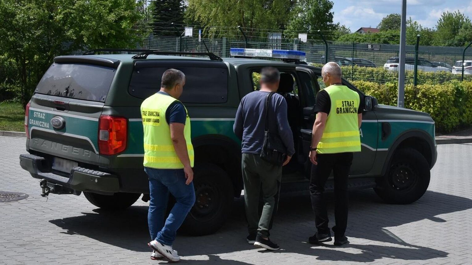 Uzbek deportowany. Zarabiał na nielegalnej migracji