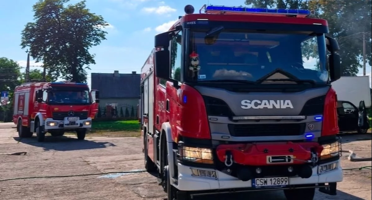 W garażu pojawiło się zadymienie. Na miejs…
