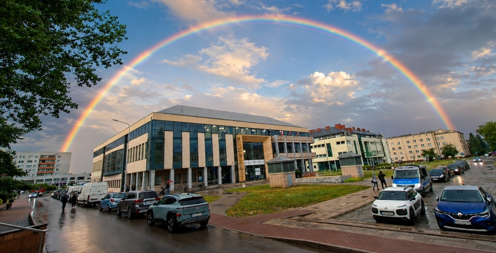 W holu MBP powstanie zielona, otwarta przestrzeń edukacyjno- integracyjna