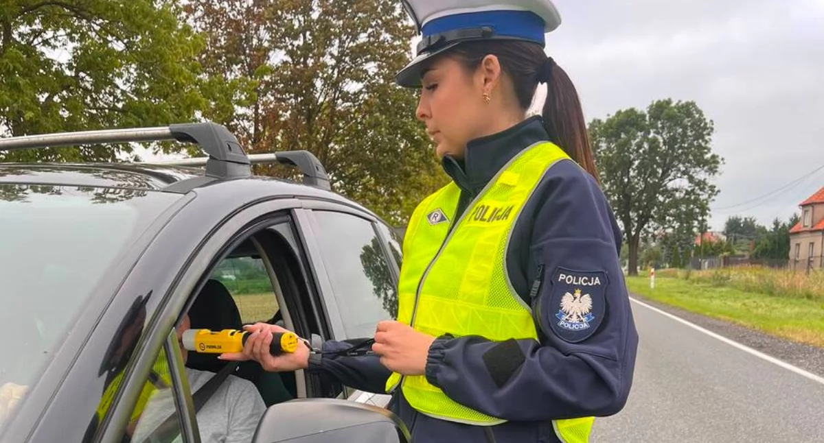 W poniedziałkowy poranek dwaj kierowcy pod wpływem alkoholu