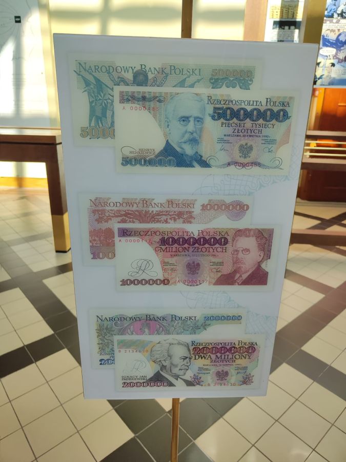 "Krakowski Salon Ekonomiczny NBP zwiedzanie"