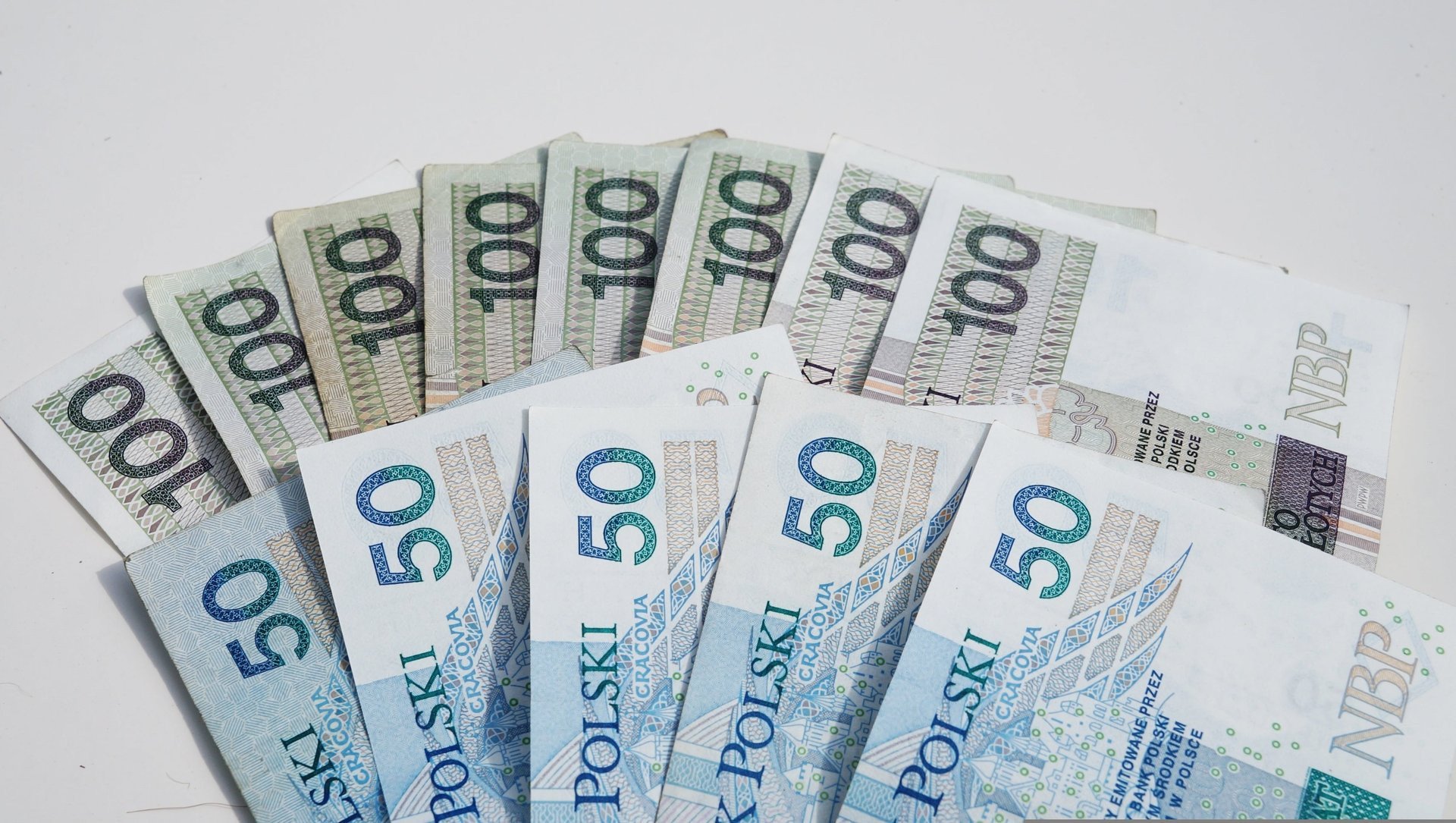 W tych małopolskich miastach pensje są najwyższe. Sprawdź, czy tyle zarabiasz