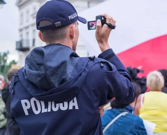 Wakacje pod nadzorem policji. Mundurowi odwiedzają dzieci w powiecie zawierciańskim