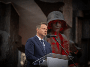 Warszawa oddała hołd Powstańcom na Placu Krasińskich