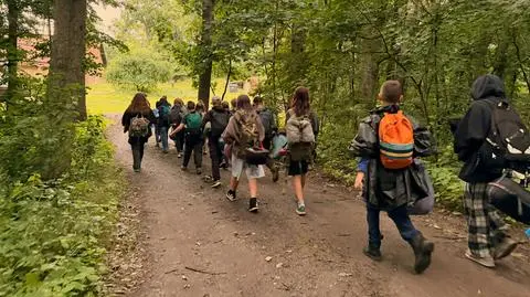 Czterystu harcerzy opuściło obozy. Wszystko przez wichurę