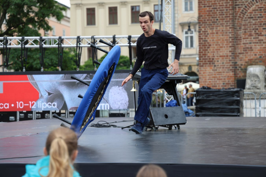 "Teatry plenerowe w Krakowie"