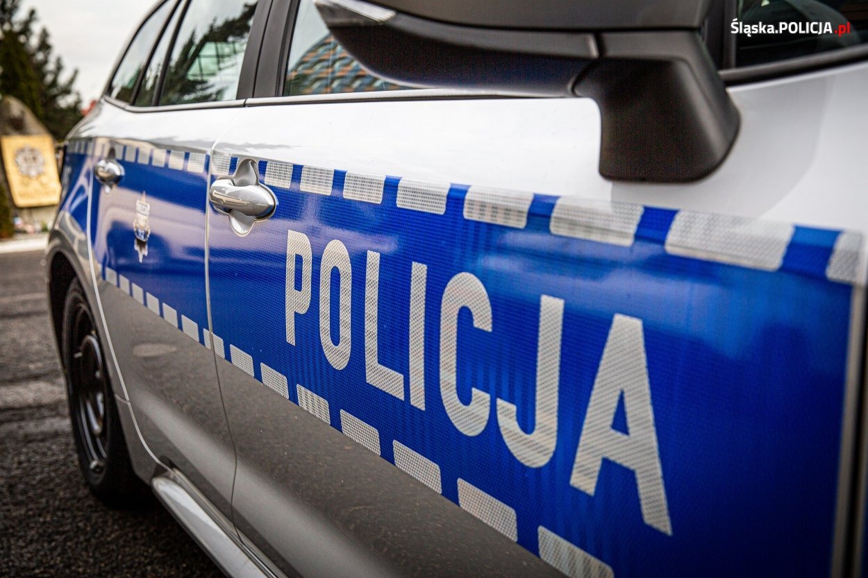 Widziałeś te zdarzenia? Tyscy policjanci poszukują sprawców kolizji drogowych